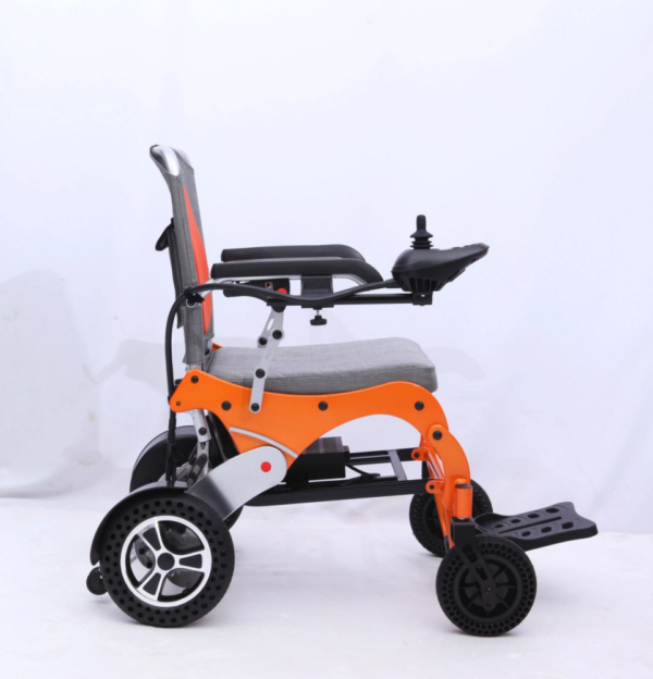 كرسى متحرك كهربائى 1120