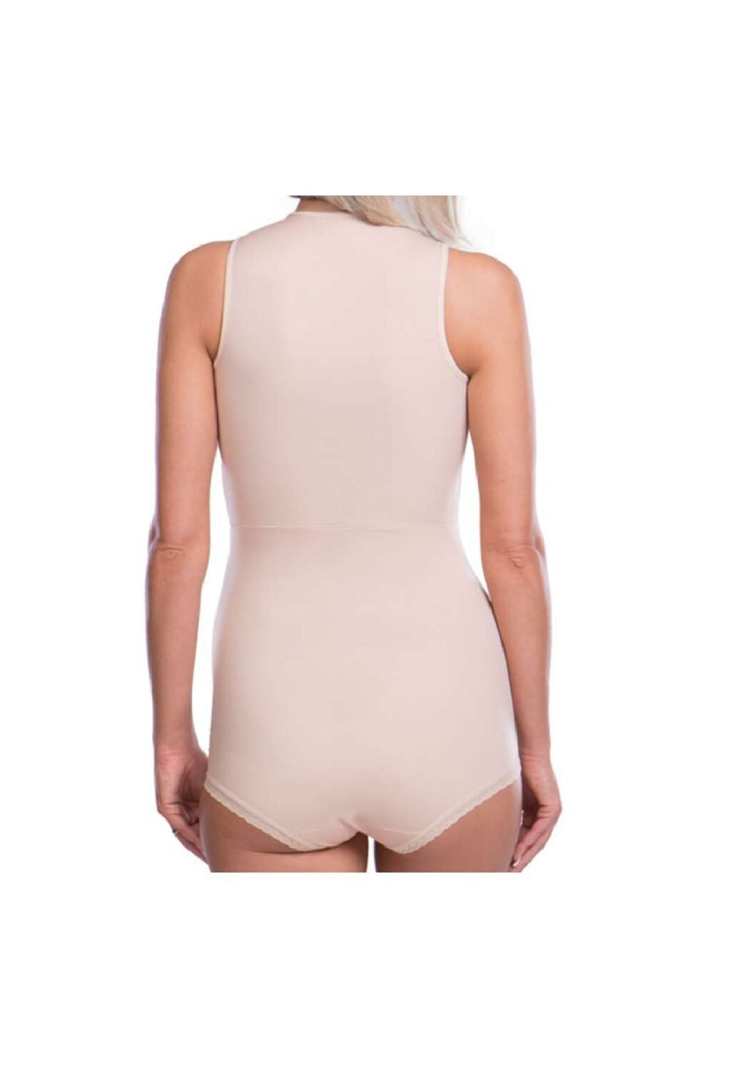 Untitled Project (28) (1) مشد Lipoelastic MH Special Comfort بعد عملية شفط الدهون للصدر والبطن